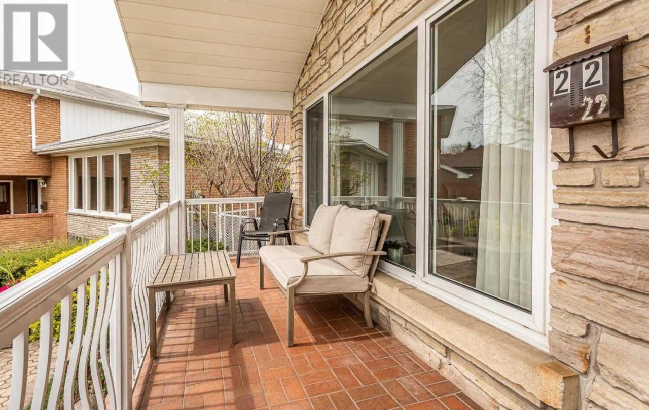 A Home Away Toronto Exterior foto